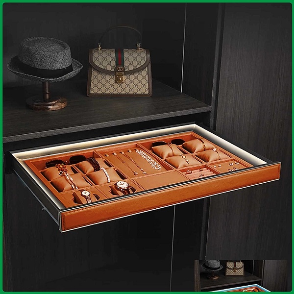 Kệ đựng đồ trang sức kết hợp đèn Led cao cấp Grob HML-19