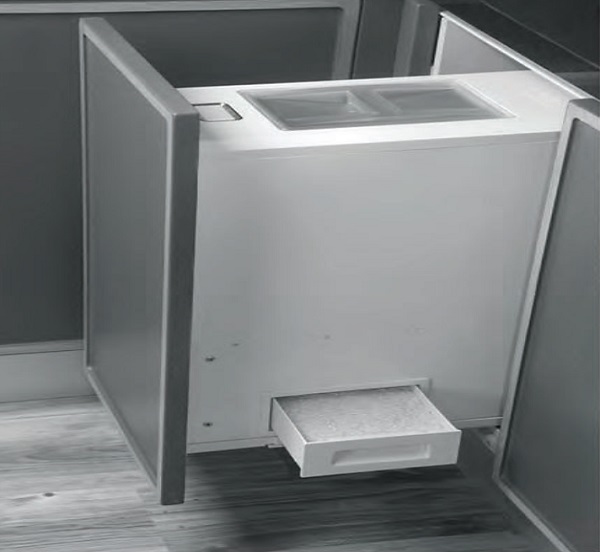 Thùng gạo gắn cánh nhấn đỉnh Grob C1A05.130T