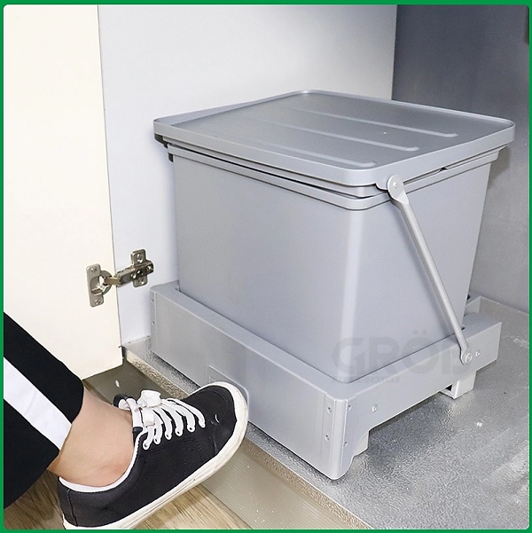 Thùng đựng rác gắn mở tự động Grob GR-1OP