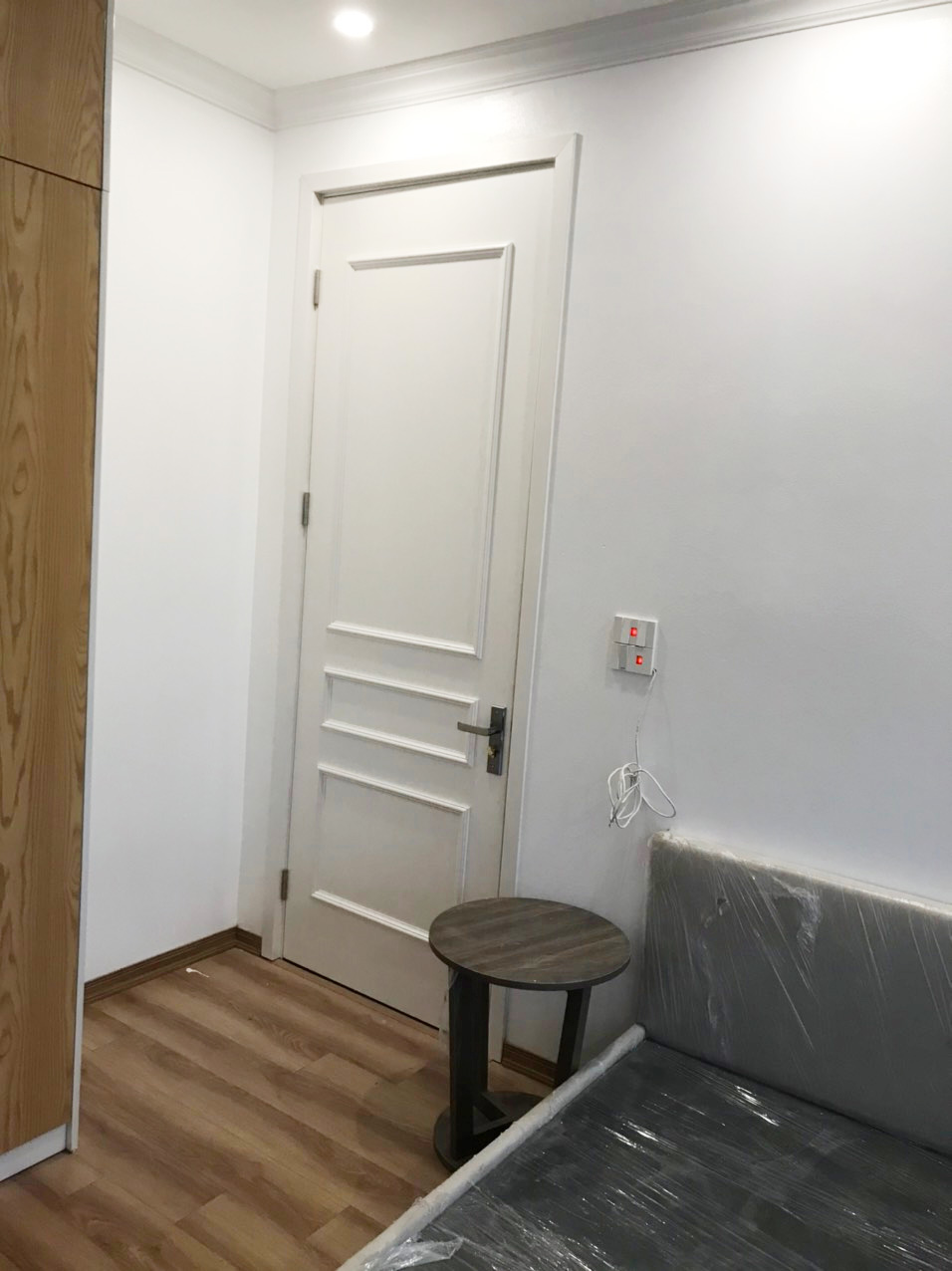 Cửa gỗ công nghiệp - Mẫu 06