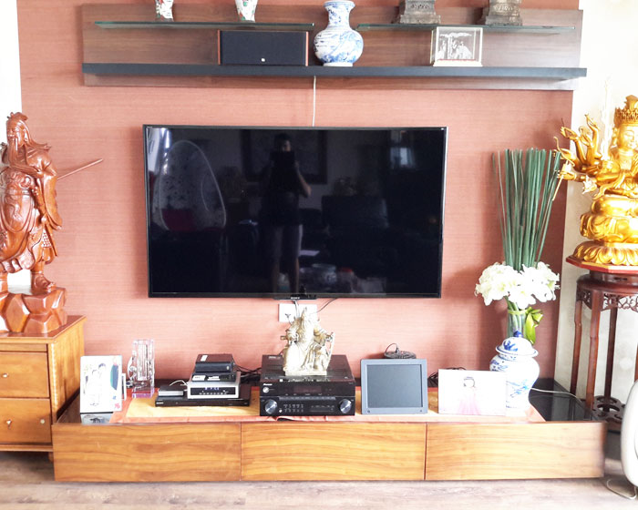 Kệ ti vi gỗ tự nhiên