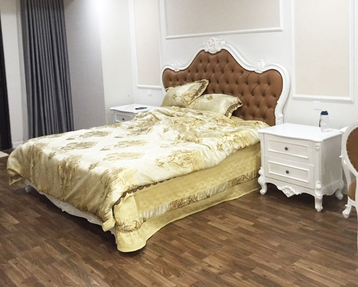 Giường ngủ và táp đầu giường phong cách Tân Cổ Điển