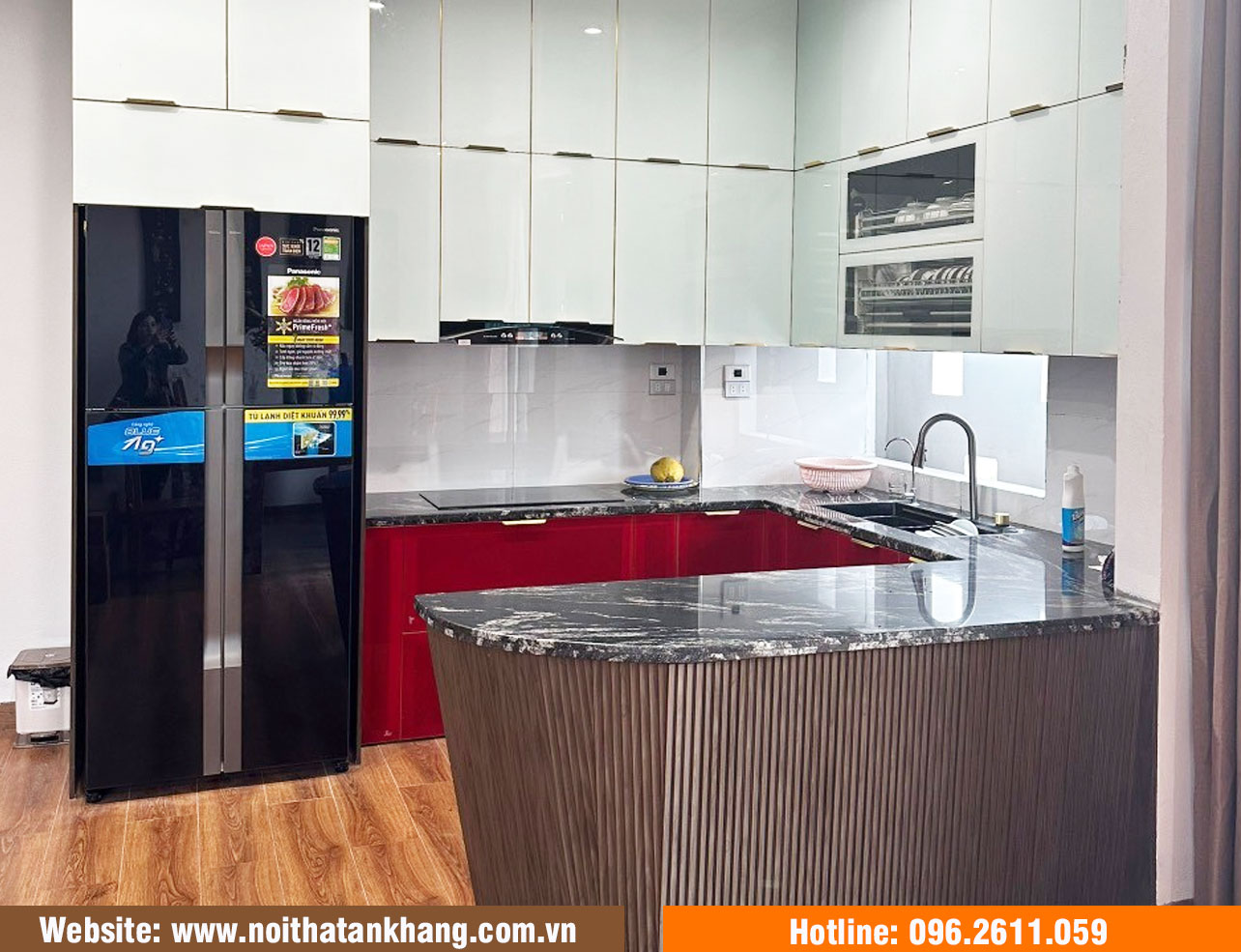 Tủ bếp cánh kính hiện đại - Mẫu 18